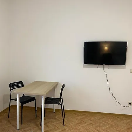 Monteurhaus Luestringen 아파트